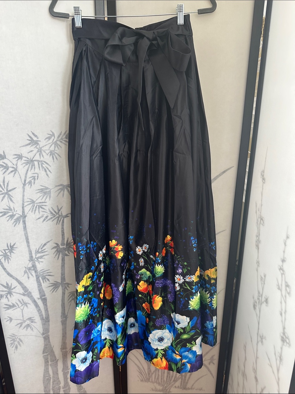NWT Gracia Maxi Skirt w/Multicolor Floral Hem w/Waist Tie - Semi/Formal/Party